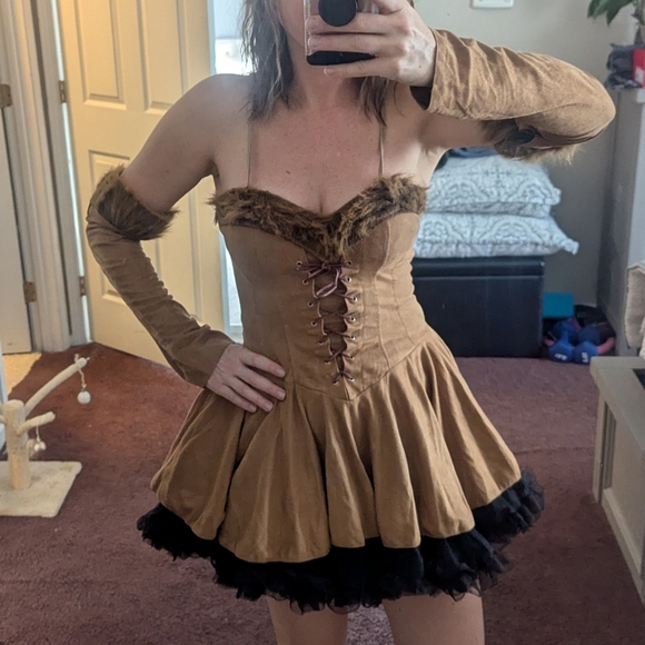 Leg Avenue Brown Cuddly Lion Costume - Picture 5 of 5